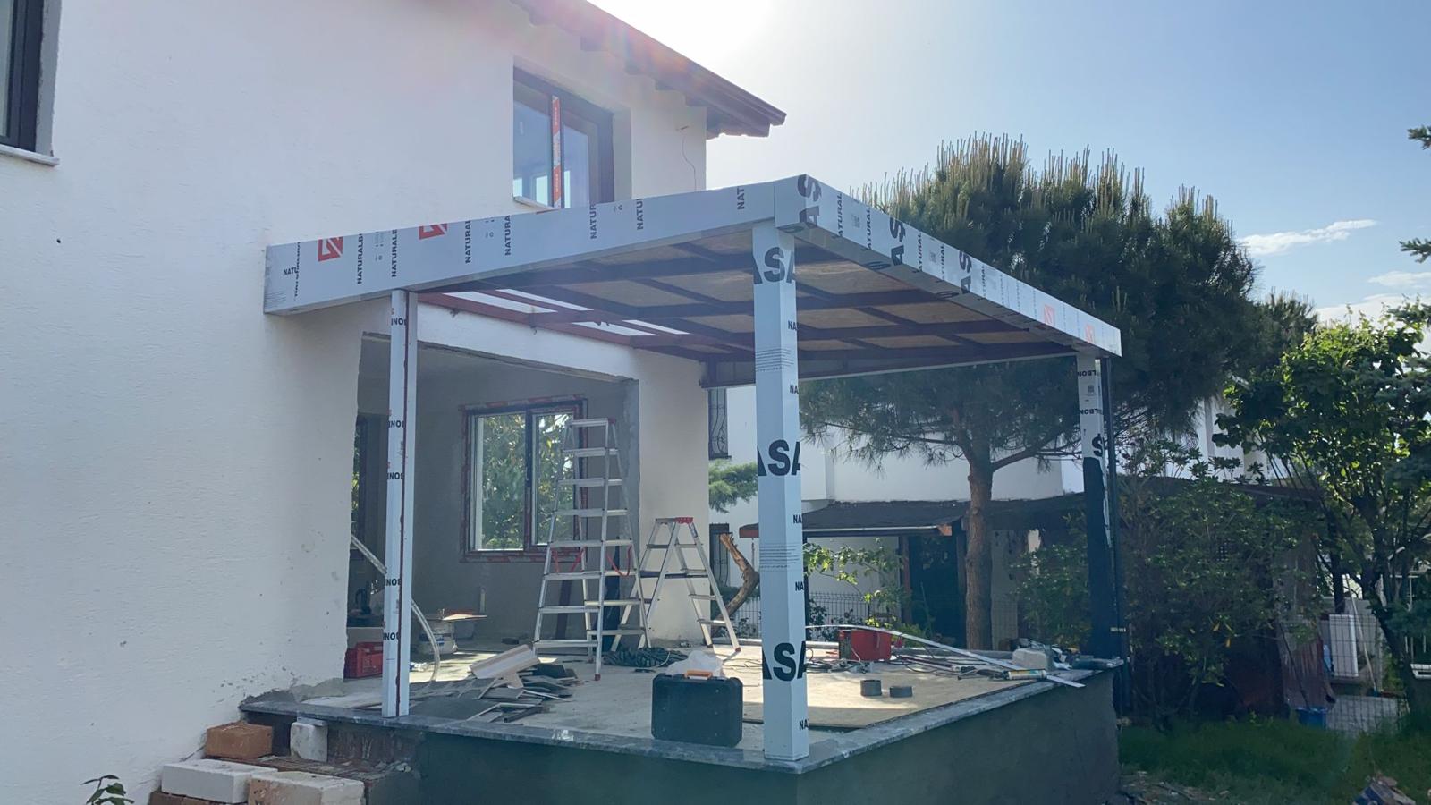 Kış Bahçesi Ve Giyotin 46